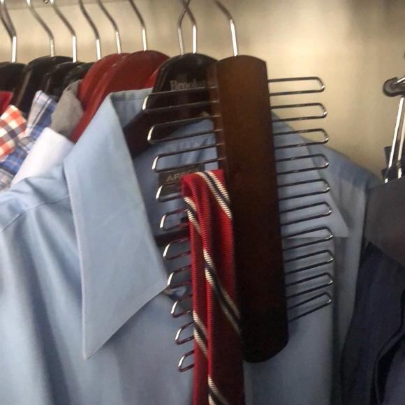 Tie hanger - Picture 2 of 3